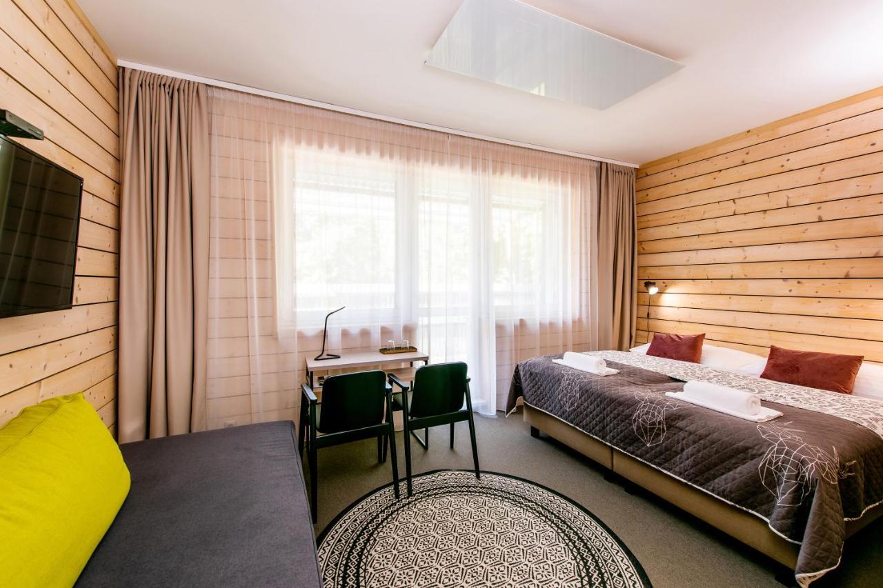 Hotel Veverica Тренчин Экстерьер фото